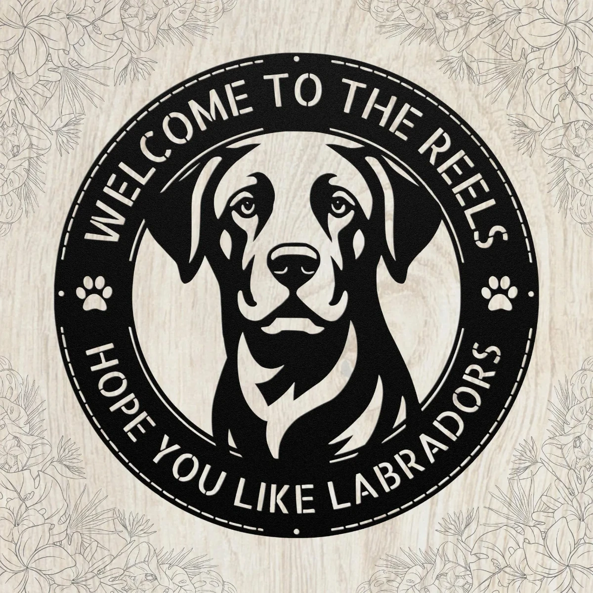 Personalized Labrador Retriever Dog Sign in 16 gauge steel for pet wall decor, custom family name plaque for home and dog lover gift art.